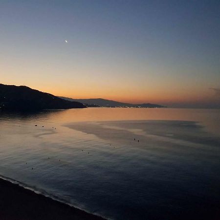 Atico En Almunecar. Primera Linea De Playa Con Vistas Espectaculares Εξωτερικό φωτογραφία